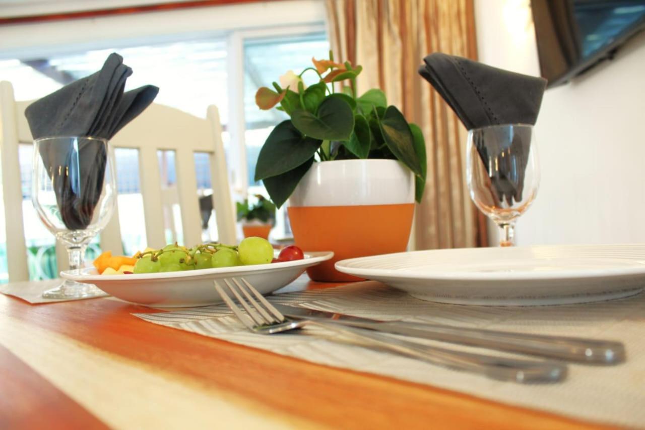 7Th Wonder Beach Guest House Kapstaden Eksteriør billede
